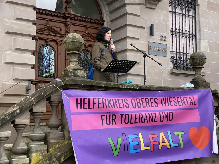 Kundgebung für Demokratie und Menschenrechte in Schönau